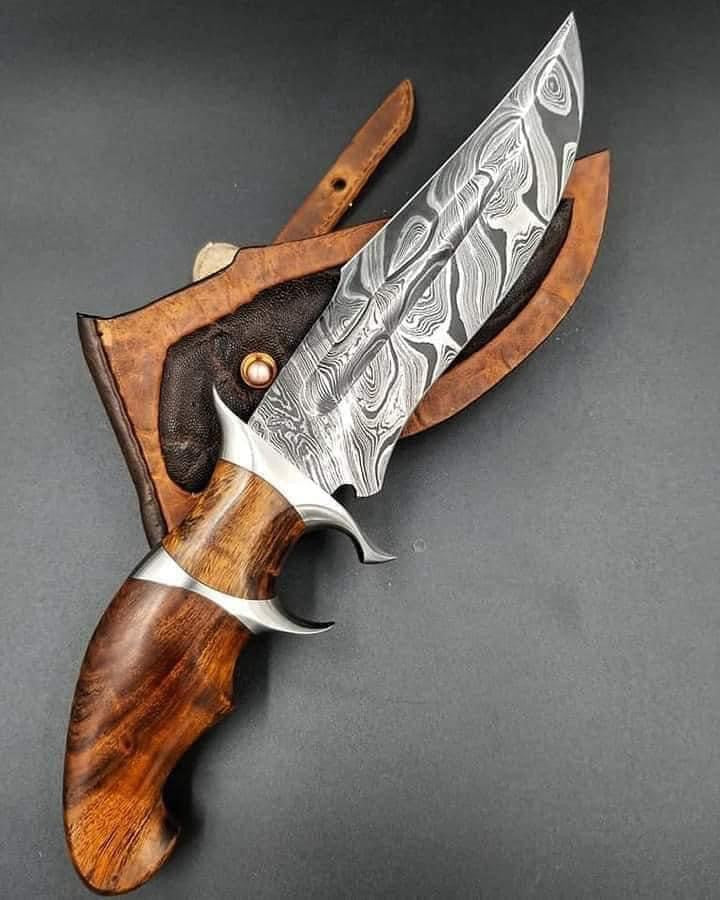 Beautiful Custom Handmade Damascus Dual Finger Guards with leather sheathe - Troy Blades