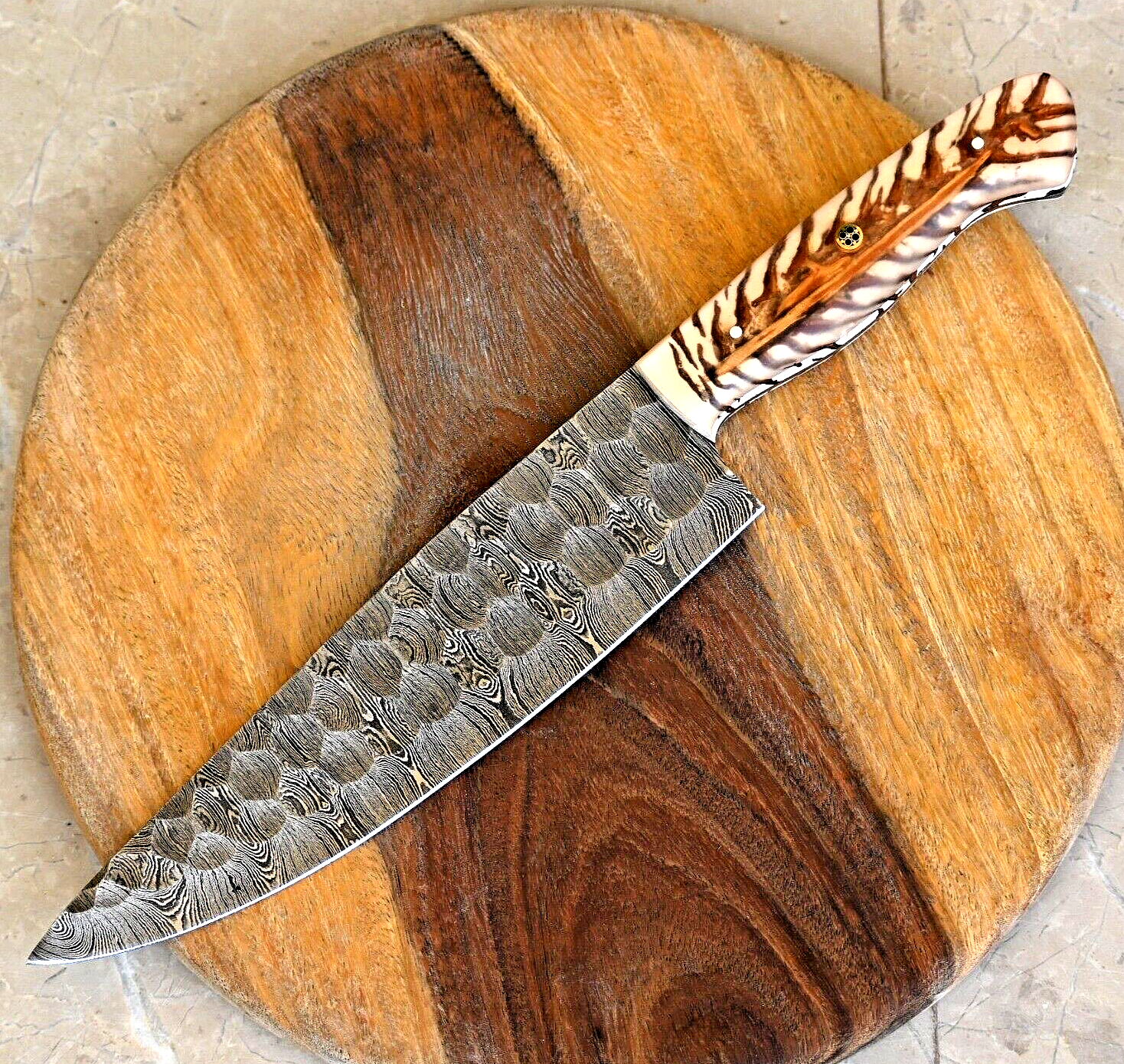 Pinecone chef knife