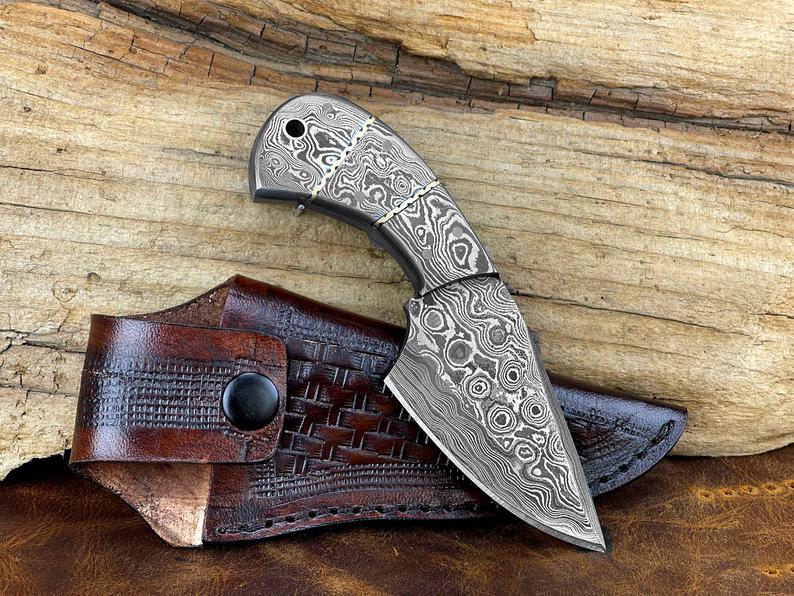 Custom Handmade Damascus Hunting Skinning Knives with sheathes - Troy Blades
