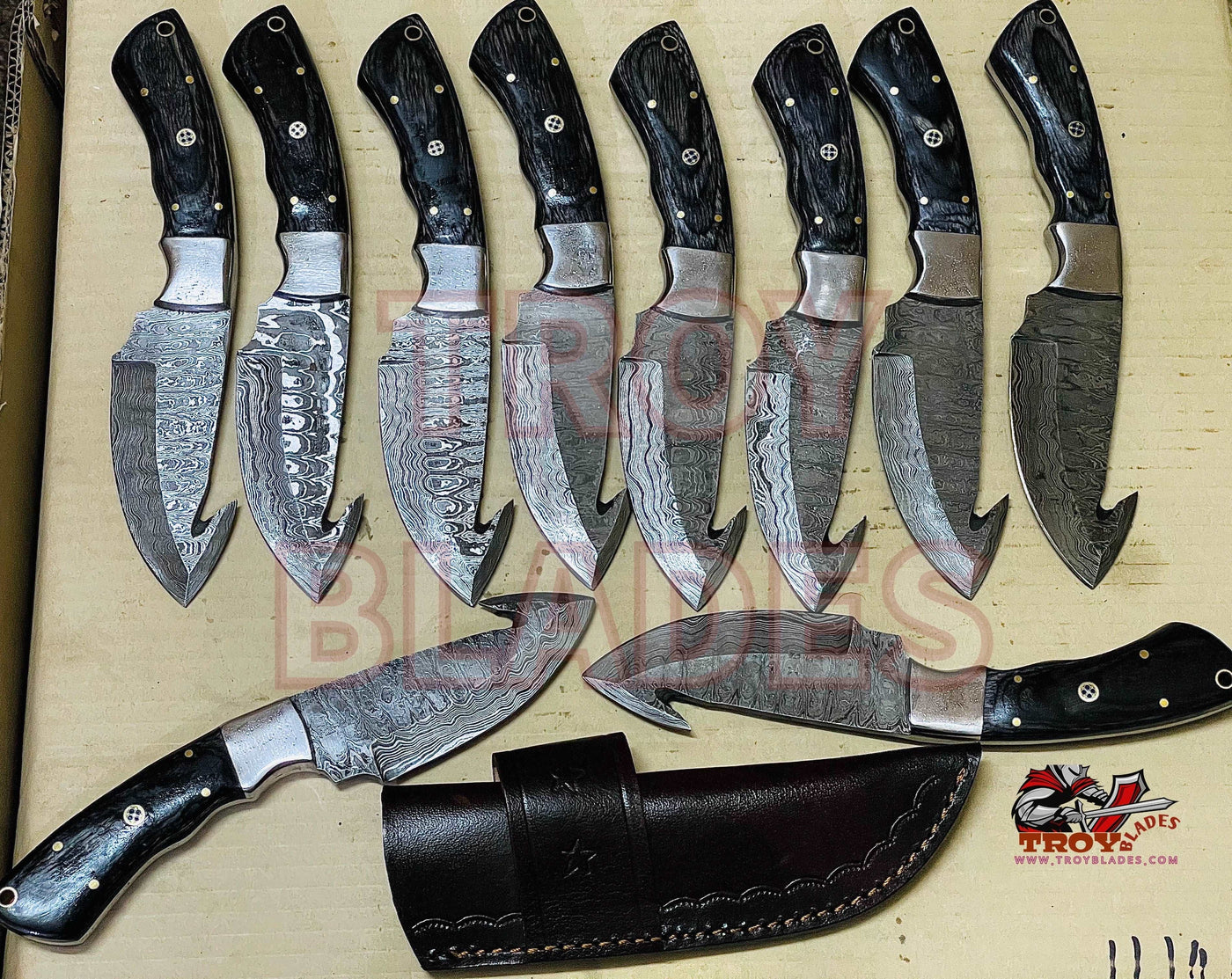 Custom Handmade Damascus Gut Hook Skinning Hunting knives Deal - Troy Blades