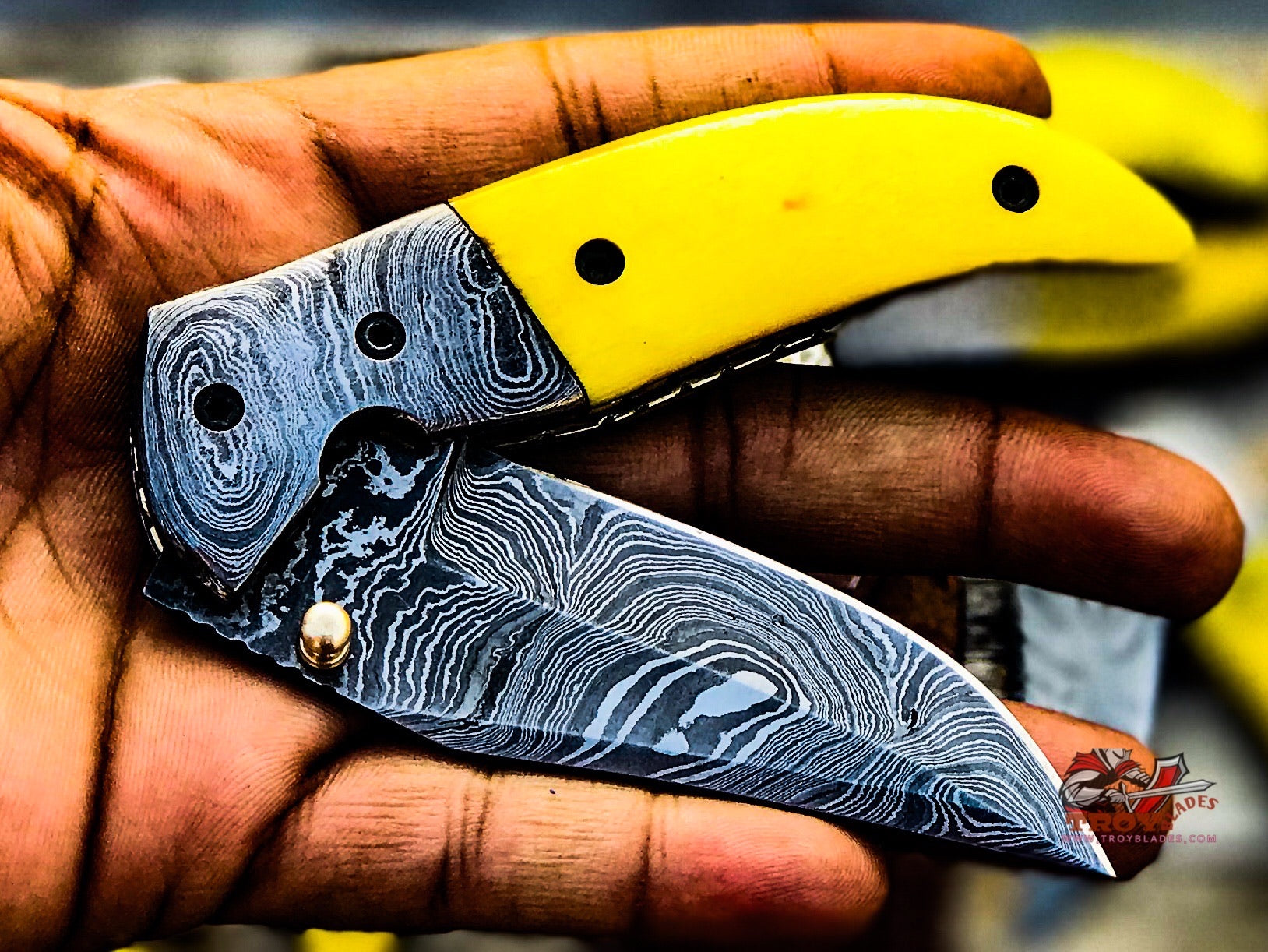 Happy Deal of Custom Handmade Damascus Pocket Folding Knives - Troy Blades