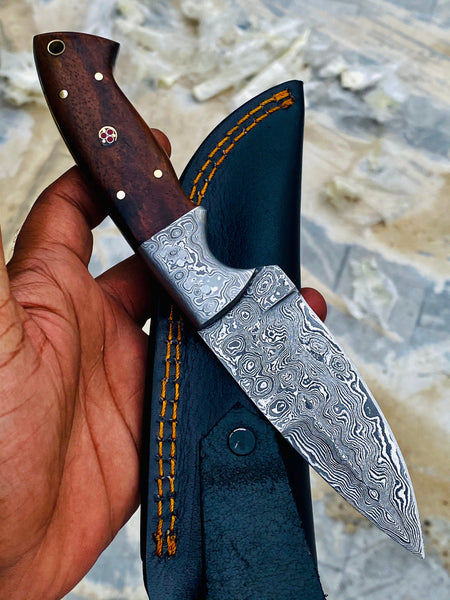 GIFT SERIES Custom Handmade Damascus Hunting skinning knife with Leather sheathe - Troy Blades